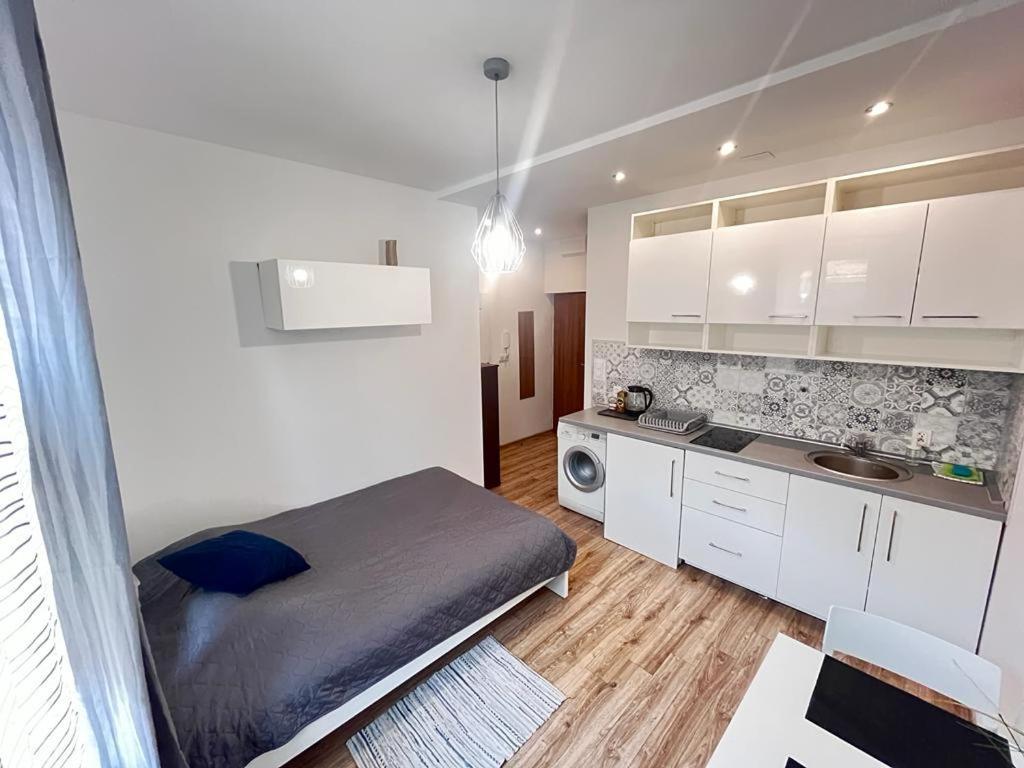 Stay99 Poznan Ngoại thất bức ảnh