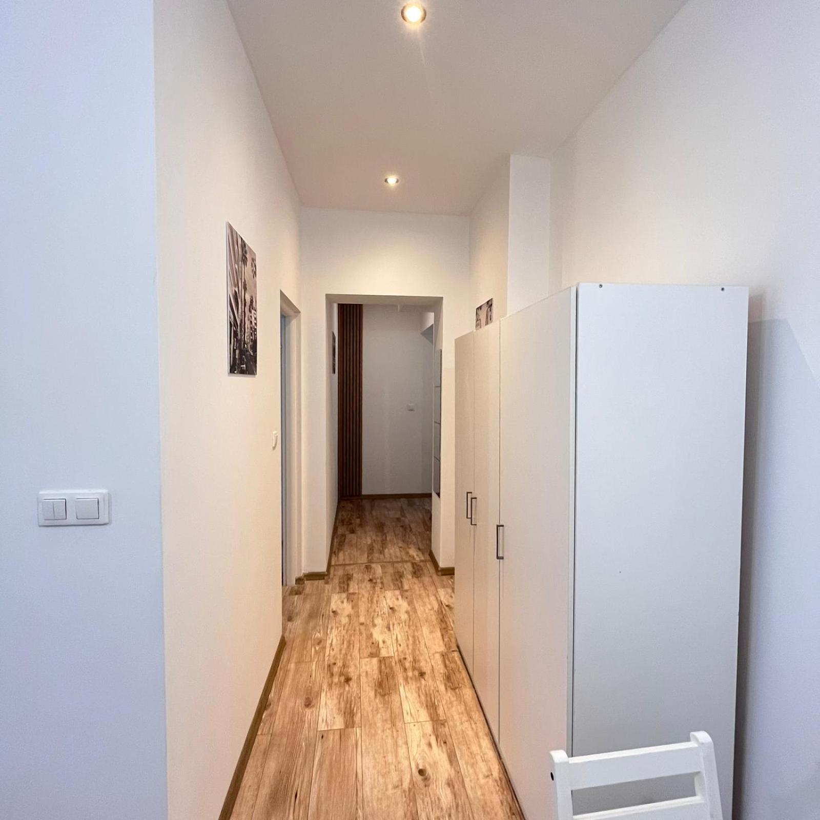 Stay99 Poznan Ngoại thất bức ảnh